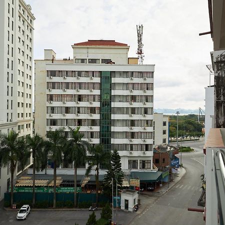Van Nam Hotel Hạ Long Exterior foto