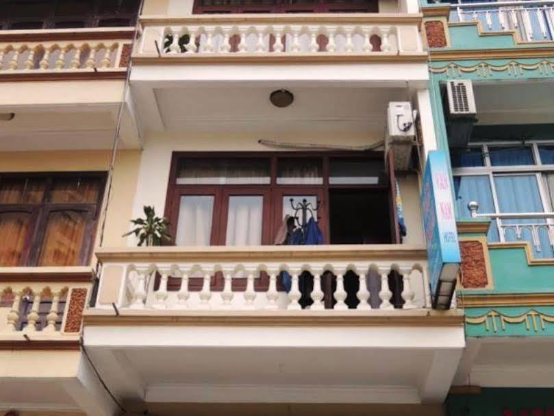 Van Nam Hotel Hạ Long Exterior foto